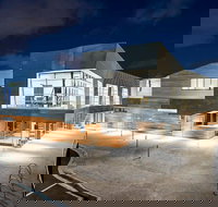 Bowery Theatre - Holiday Jervis Bay