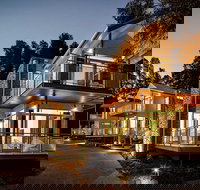 Hepburn Bathhouse  Spa - Holiday Jervis Bay