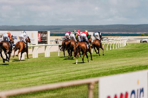 Port Lincoln Racing Club Inc - Holiday Jervis Bay 1