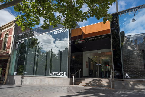 La Trobe Art Institute - Holiday Jervis Bay 0