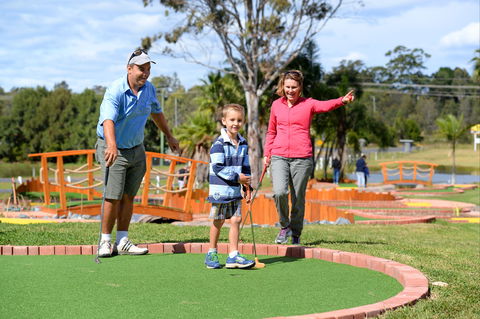 Port Macquarie Driving Range And Mini Golf - Holiday Jervis Bay 0