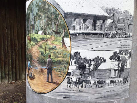 Tatong Tavern Water Tank - Holiday Jervis Bay 1