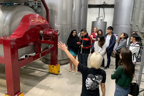 Hunter Valley Small Group Wine, Gin, Cheese & Chocolate Tour - Holiday Jervis Bay 9