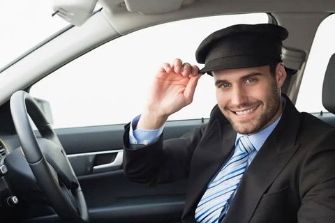Cairns & Airport Transfers Between Port Douglas & Cairns (Private Chauffeur) - Holiday Jervis Bay 1