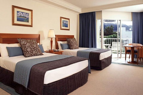 Cairns Pullman Cairns International 5 Nights Package Combo - Holiday Jervis Bay 1