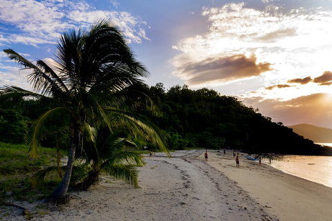 Small-Group Queensland Full-Day Sail Retreat Experience - Holiday Jervis Bay 0