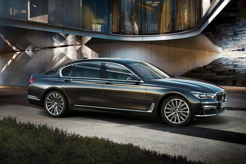 BMW Car Melbourne Airport To CBD - Holiday Jervis Bay 0