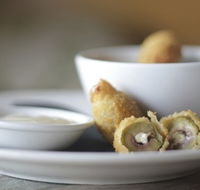 Simpatico Bar Bistro - Holiday Jervis Bay