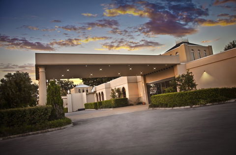 Shangri-La Gardens - Holiday Jervis Bay 0