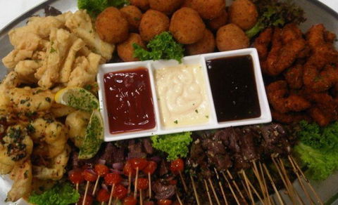 CASA Lounge Bar & Restaurant - Holiday Jervis Bay 2