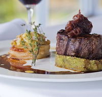 Chris's Beacon Point Restaurant - Holiday Jervis Bay