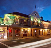 Town Hall Hotel - Holiday Jervis Bay