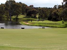 Flagstaff Hill Golf Club And Koppamurra Ridgway Restaurant - Holiday Jervis Bay 1