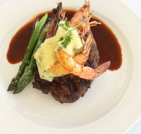 Helm Bar and Bistro - Holiday Jervis Bay