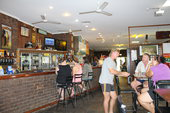 Corroboree Park Tavern - Holiday Jervis Bay 1
