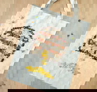 Create a Button Tote - Holiday Jervis Bay