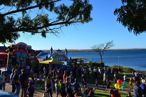 Streaky Bay New Years Eve Children's Festival And Fireworks - Holiday Jervis Bay 1