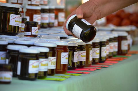 QCWA Sunday Markets - Holiday Jervis Bay 0
