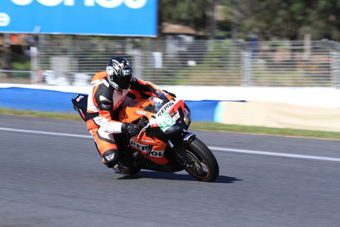 QR Moto Ride Days At Queensland Raceways! - Holiday Jervis Bay 1