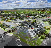 Coachman's Inn Warwick - Holiday Jervis Bay