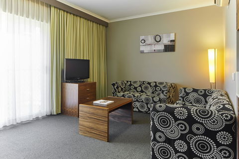 Quality Hotel Dickson - Holiday Jervis Bay 5