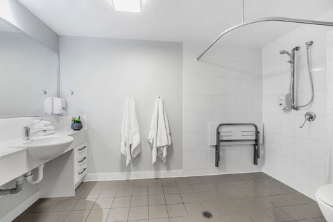 Essence Apartments Chermside - Holiday Jervis Bay 6