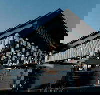 Highlander Hotel - Holiday Jervis Bay