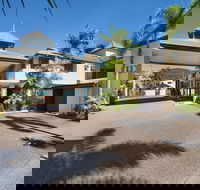 Cairns Southside International - Holiday Jervis Bay