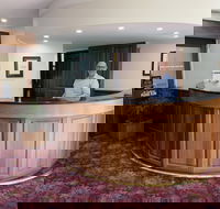 Ensenada Motor Inn and Suites - Holiday Jervis Bay