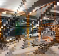 Oaks Cypress Lakes Resort - Holiday Jervis Bay