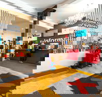 Base Sydney - Hostel - Holiday Jervis Bay