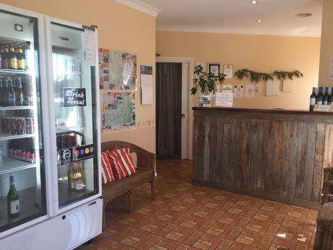 Tuckerbox Motor Inn - Holiday Jervis Bay 4