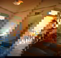 Hotel Victoria - Griffith - Holiday Jervis Bay