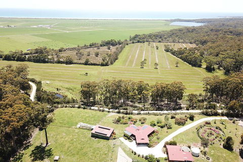 Eagles Roost Farmstay B & B - Holiday Jervis Bay 1