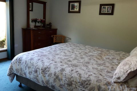 Eagles Roost Farmstay B & B - Holiday Jervis Bay 2
