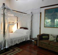Oskars Rainforest Retreat - Holiday Jervis Bay
