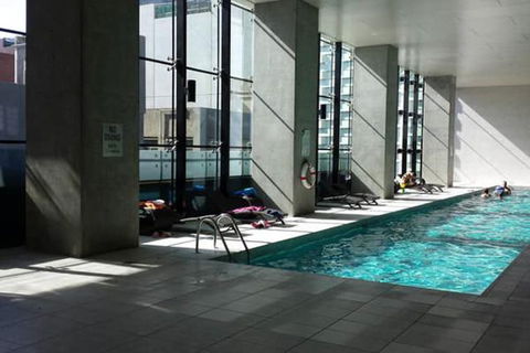 C3CBD Melbourne Apartment - Holiday Jervis Bay 1