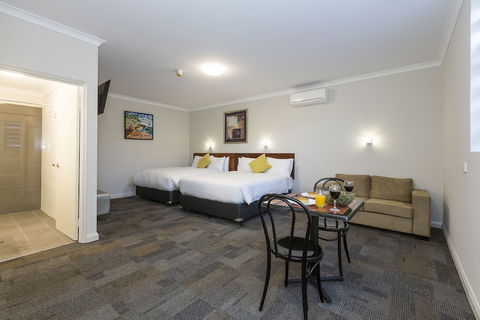 Gallery Hotel - Holiday Jervis Bay 6