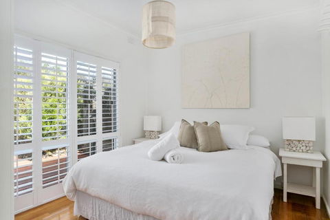 Capella Villa No. 3 Luxurious Beachside Style - Holiday Jervis Bay 1