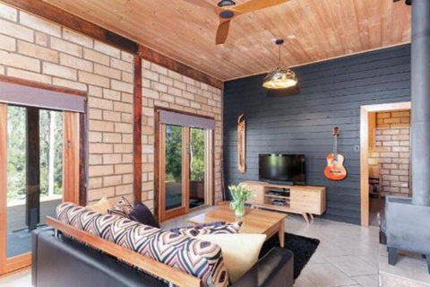 Falls River Luxury Accommodation - Holiday Jervis Bay 2
