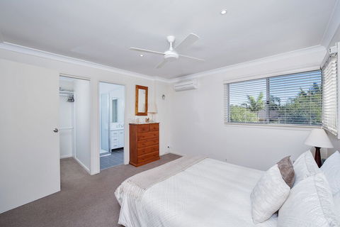 Sea Whispers - Holiday Jervis Bay 2