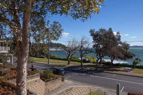 A Yachtsmans Rest, 3/37 Victoria Parade - Holiday Jervis Bay 1