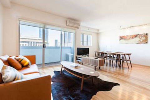 LANCE, 1BDR Melbourne Apartment - Holiday Jervis Bay 0