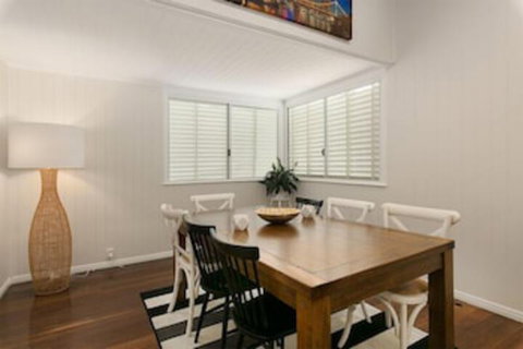 Tallywood 4 Bedroom - Holiday Jervis Bay 1