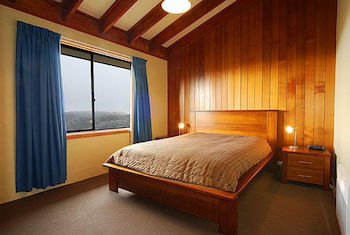 Hotham 1750 12 - Holiday Jervis Bay 0