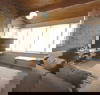 Lawlers 34 - Holiday Jervis Bay