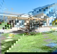 Bamboo Bay at Fingal Bay - Holiday Jervis Bay