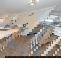 Pebble Pde 1 / 14 Fingal Bay - Holiday Jervis Bay