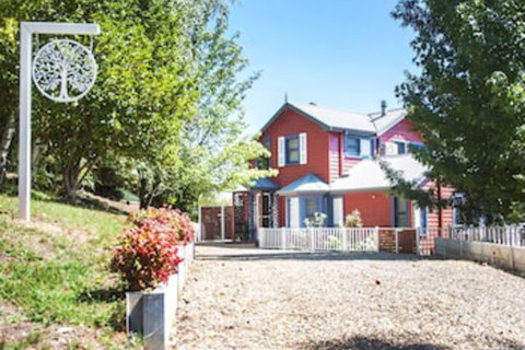 Artee House - A Bright Escape - Holiday Jervis Bay 1