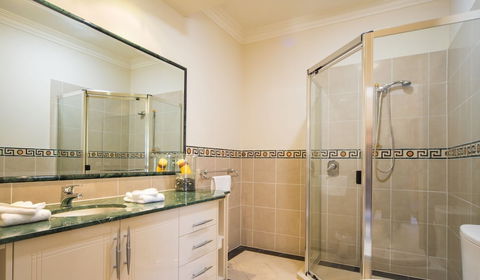 LUXE At Sanctuary Cove - Holiday Jervis Bay 2